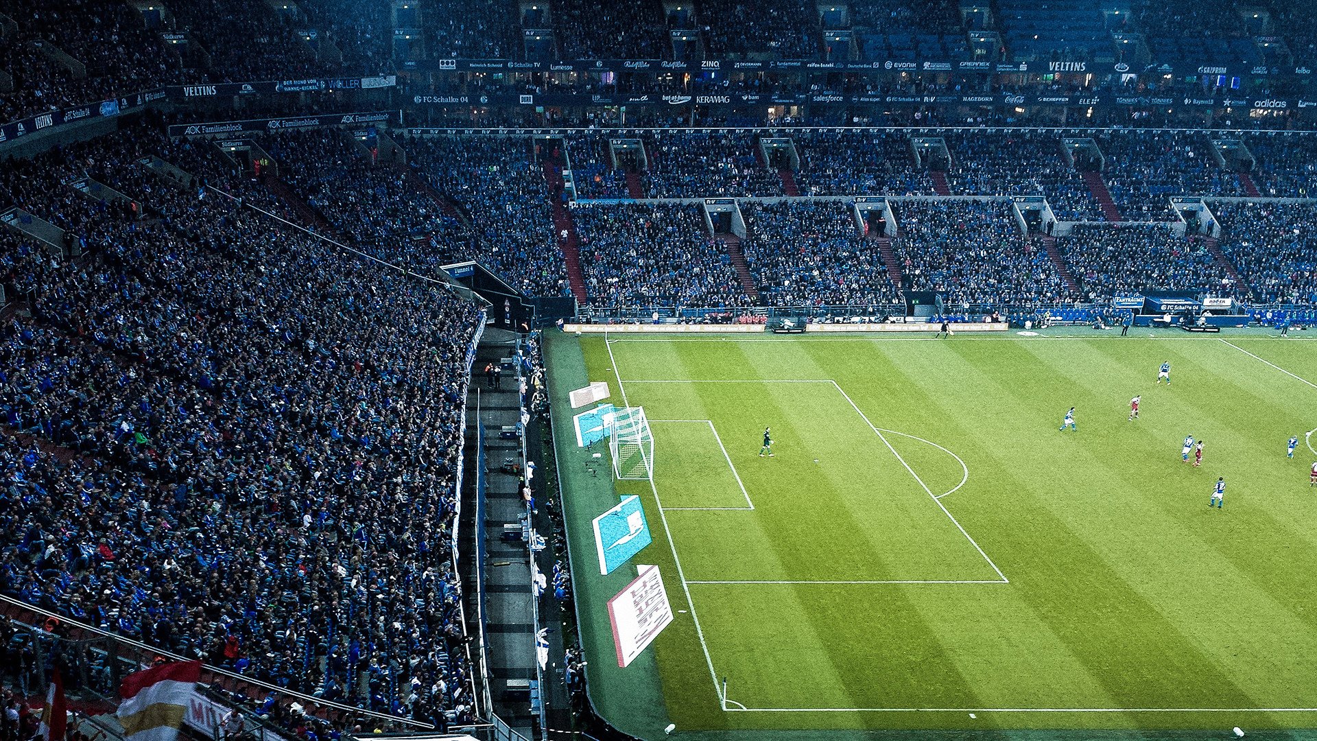 中国足球赛事转播影响力不断扩大,中国足球转会市场