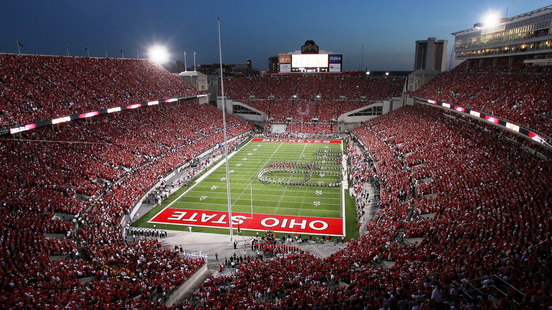 主队球员在比赛中频频获得进球机会，主队总进球数