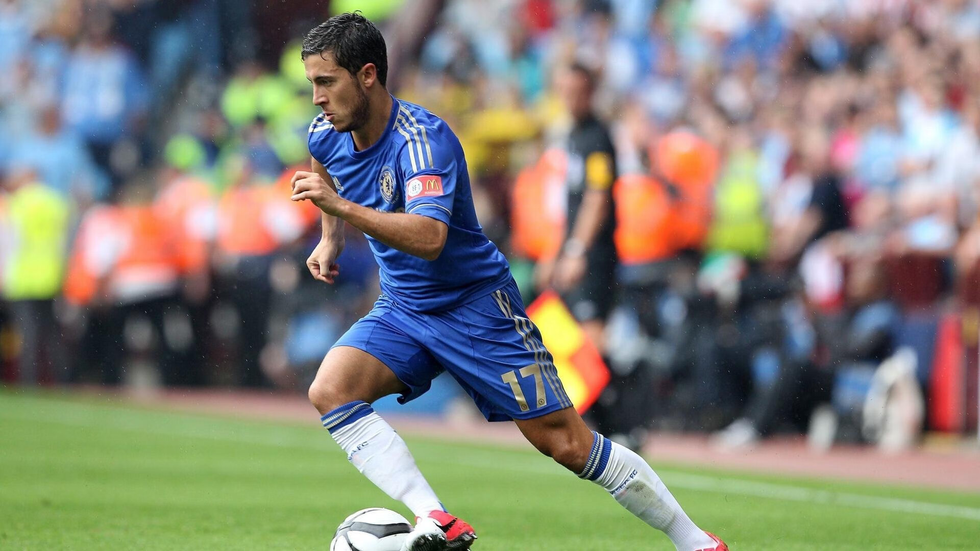 星空体育星空体育官网入口-河南队惊险取胜，实力逐渐崭露头角，河南球队足球