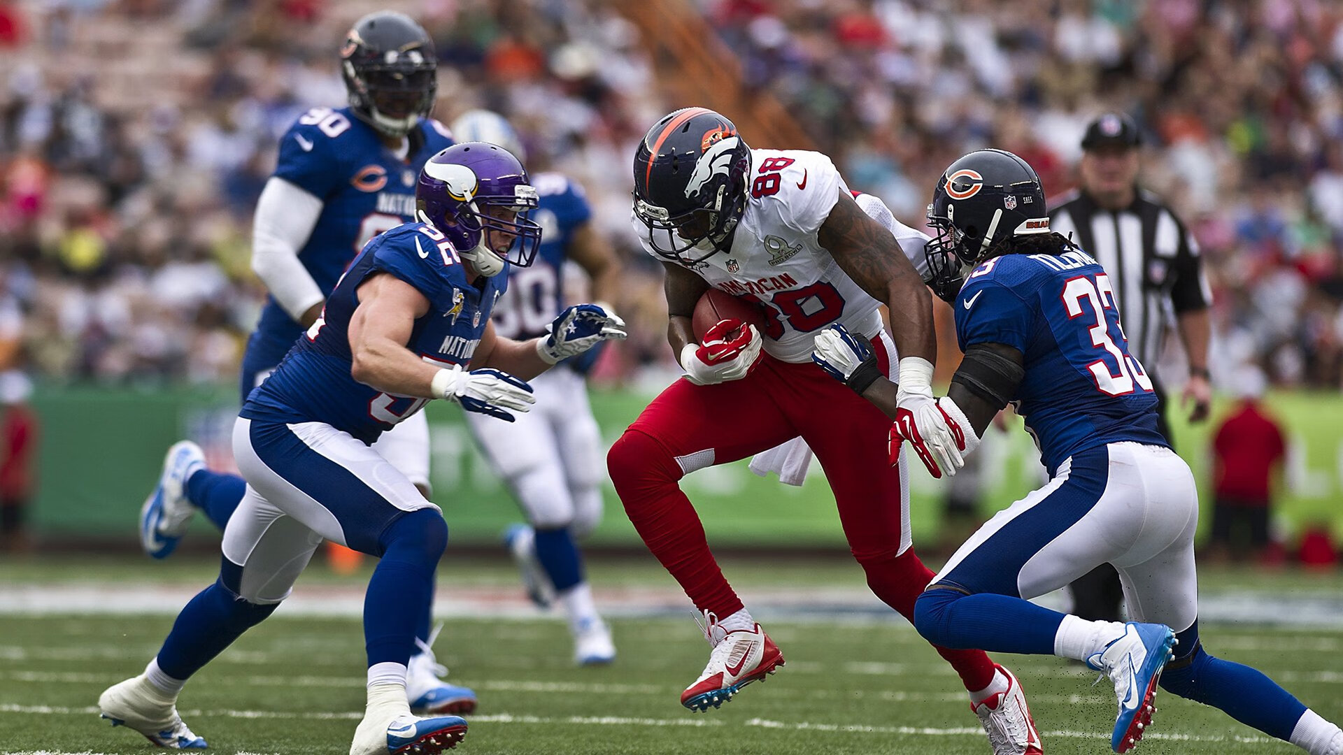 xingkong.com-队长大发神威，带领球队晋级下一轮，队长在场上代表他们的球队